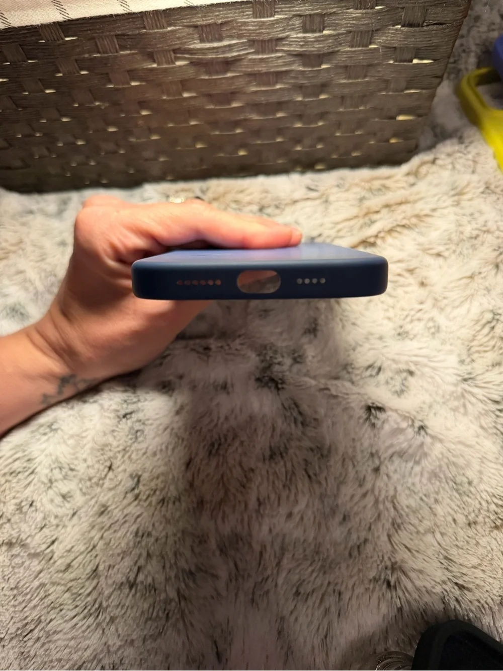 Apple Silicone iPhone 16 Pro Max Case - Midnight Blue / Denim